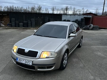 Авто Skoda Superb 2003 № 8308691
