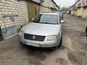 Авто Volkswagen Passat Variant 2003 № 8308722