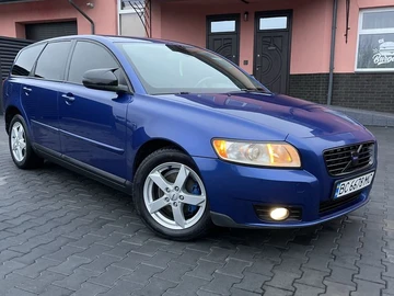 Авто Volvo V50 2009 № 8308723