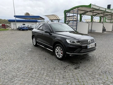 Авто Volkswagen Touareg 2016 № 8308817