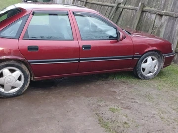 Авто Opel Vectra 1992 № 8308942