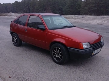 Авто Opel Kadett 1987 № 8308975