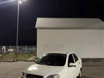 Авто Chevrolet Aveo 2008 № 8309001