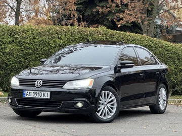 Авто Volkswagen Jetta 2012 № 8309127