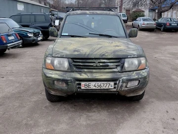 Авто Mitsubishi Pajero 2001 № 8309134
