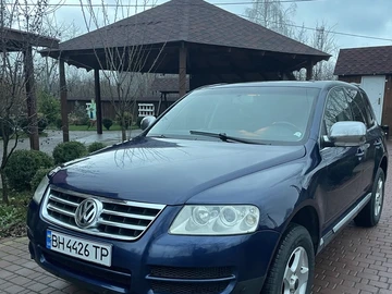 Авто Volkswagen Touareg 2005 № 8309375
