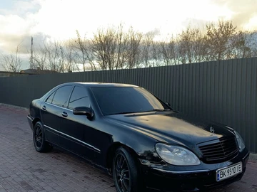 Авто Mercedes 220 2000 № 8309385