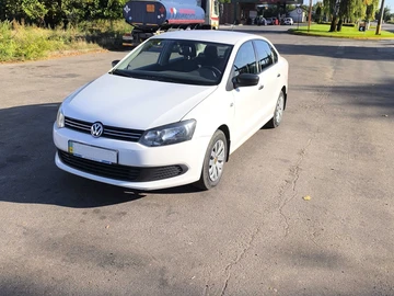 Авто Volkswagen Polo 2013 № 8309418