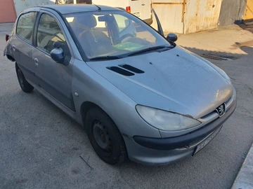 Авто Peugeot 206 2003 № 8309552