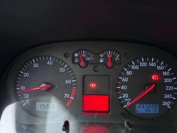 Авто Volkswagen Golf 2002 № 8309746