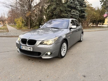 Авто BMW 5 Серия 2004 № 8309786