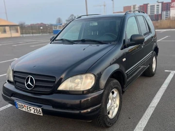 Авто Mercedes Ml Серия 2002 № 8310028
