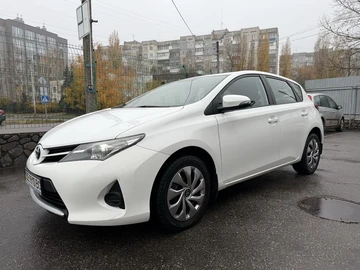 Авто Toyota Auris 2013 № 8310126