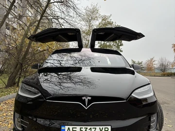 Авто Tesla Model X 2018 № 8310241