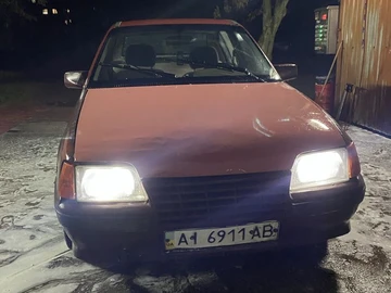 Авто Opel Kadett 1990 № 8310365