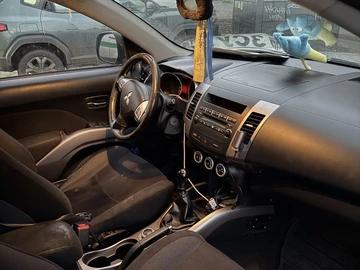 Авто Mitsubishi Outlander 2007 № 8310421