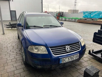 Авто Volkswagen Passat Variant 2001 № 8310433