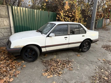 Авто Opel Ascona 1988 № 8310448