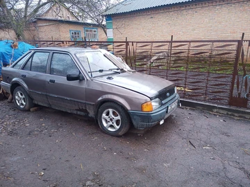 Авто Ford Escort 1986 № 8310571