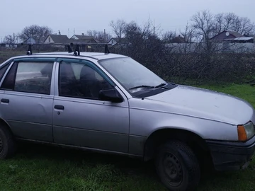 Авто Opel Kadett 1987 № 8310775