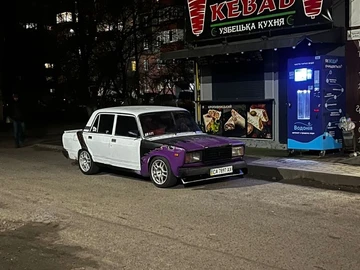 Авто ВАЗ 2107 1998 № 8310835