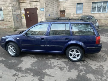 Авто Volkswagen Golf 1998 № 8310915