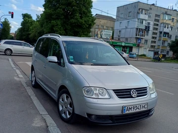 Авто Volkswagen Touran 2003 № 8310936