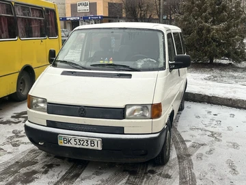 Авто Volkswagen Transporter 1999 № 8311044