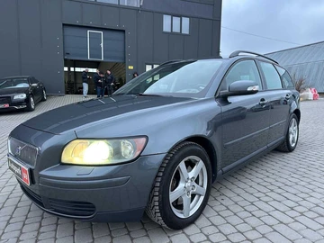 Авто Volvo V50 2007 № 8311052