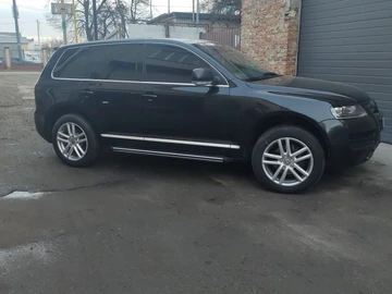 Авто Volkswagen Touareg 2006 № 8311098