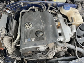 Авто Volkswagen Passat Variant 2001 № 8311207