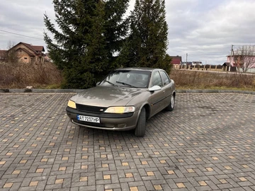 Авто Opel Vectra 1996 № 8311216