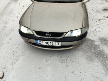 Авто Opel Vectra 1996 № 8311360