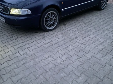Авто Audi A8 1995 № 8311444