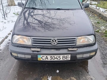 Авто Volkswagen Vento 1995 № 8311620