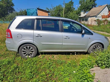 Авто Opel Zafira 2010 № 8311646