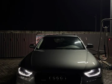 Авто Audi A4 2015 № 8311711