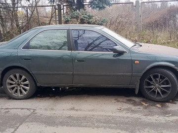 Авто Toyota Camry 2000 № 8311734