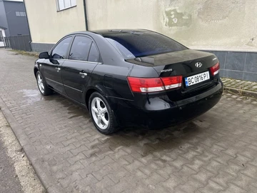 Авто Hyundai Sonata 2005 № 8312353