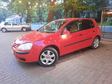 Авто Volkswagen Golf 2004 № 8312563