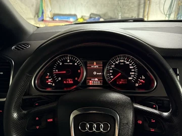 Авто Audi Q7 2007 № 8312693