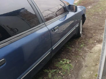 Авто Ford Canyon 1988 № 8312796