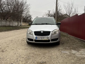 Авто Skoda Fabia 2009 № 8313045