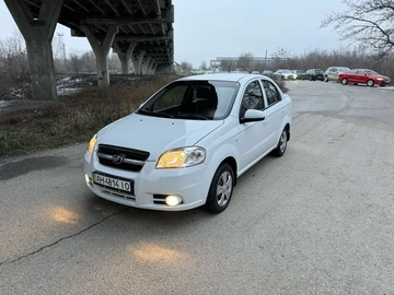 Авто Chevrolet Aveo 2013 № 8313104