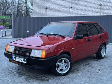Авто ВАЗ 2109 1991 № 8313142