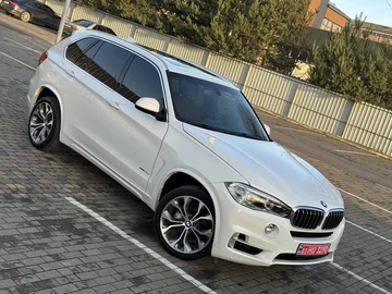 Авто BMW X5 2017 № 8313197