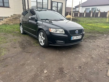 Авто Volvo V50 2007 № 8313356