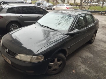 Авто Opel Vectra 1998 № 8313429
