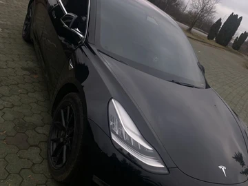 Авто Tesla Model 3 2018 № 8313622