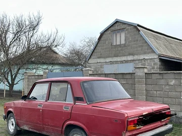 Авто ВАЗ 2107 1988 № 8313633